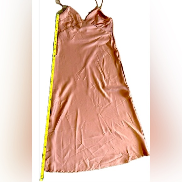 Women’s Maxi Dress Sz Large Strappy Open Back Side Slit Cameo - Picture 8 of 11